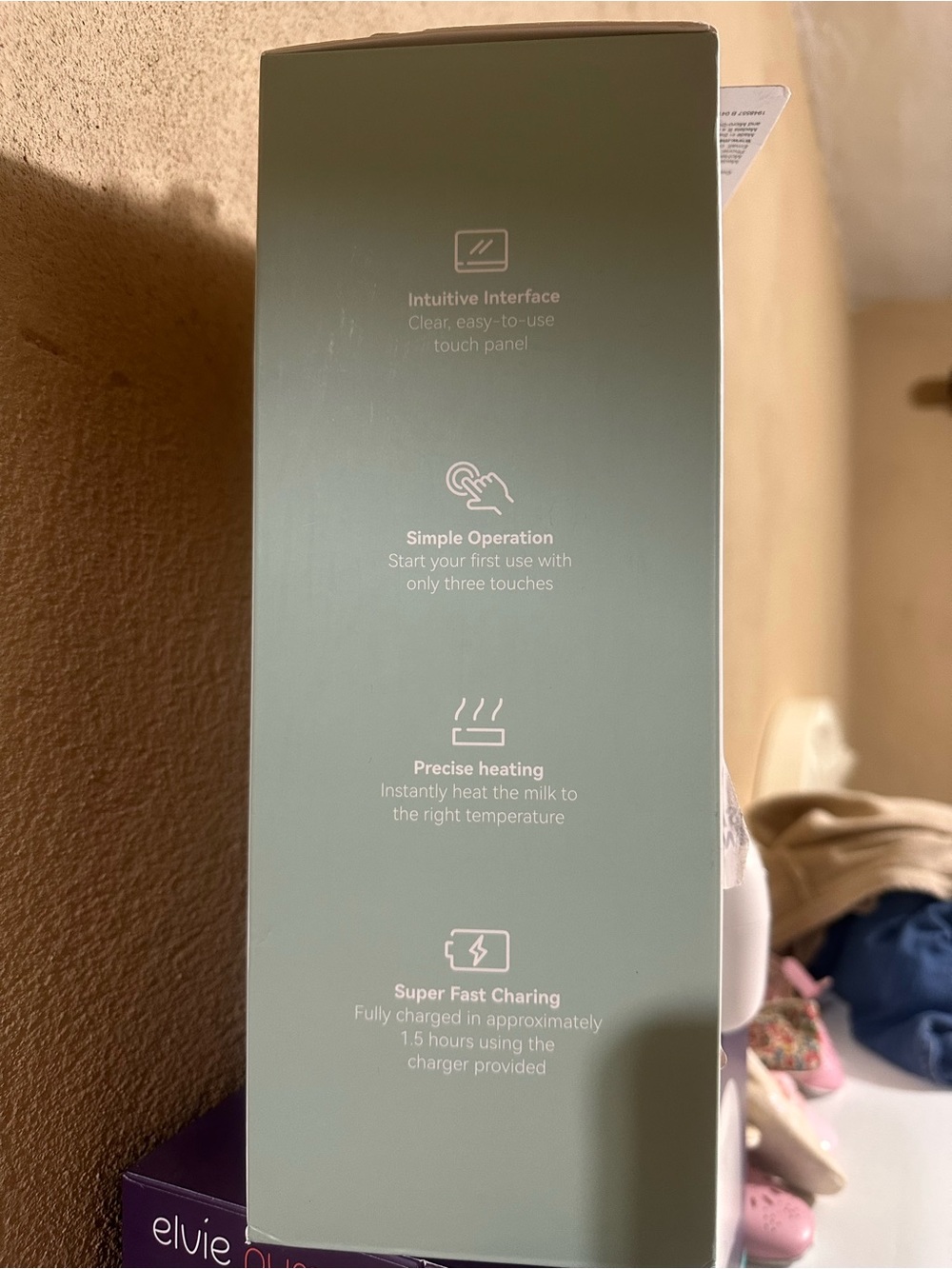 Momcozy Portable Bottle Warmer – Perfect for Moms on the Go